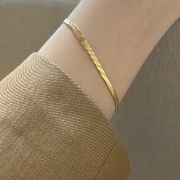 Waterproof Gold Jewelry Tarnish Free Meivim Herringbone Flat Chain Bracelet - Picture 5 of 6